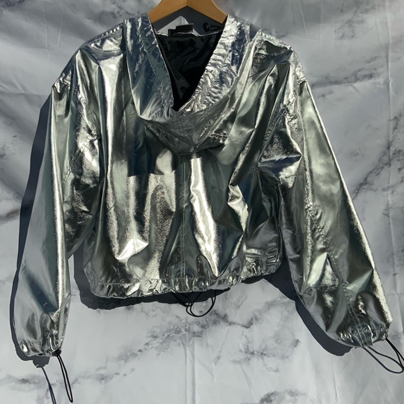 ASOS Silver Cropped Jacket - Picture 2 of 3